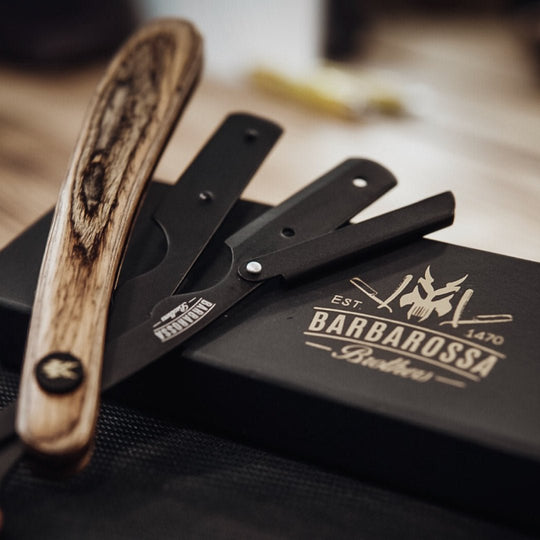 Cut Throat Razor - The Buccaneer - Wooden - Barbarossa Brothers