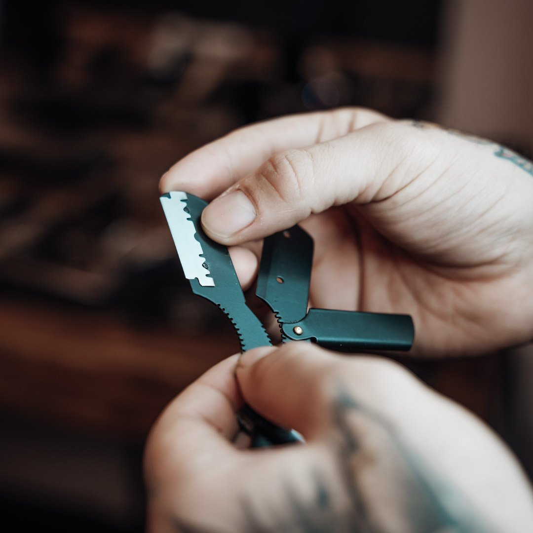 The Cutlass Razor Cut Throat Razor Set - Best Straight Razor - Barber Blade Razor in ...