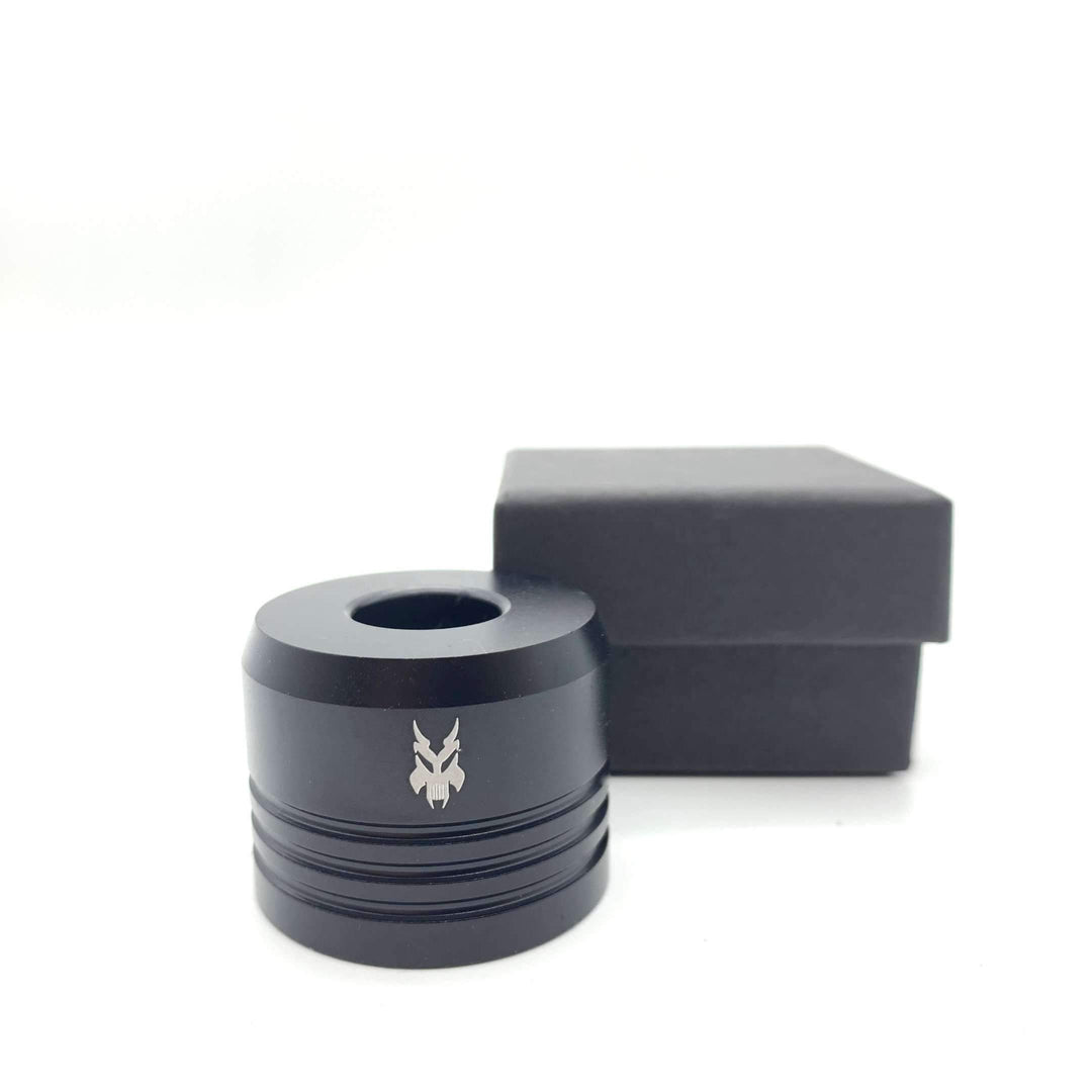 Universal Stainless Steel Razor Stand in Matt Black – Barbarossa Brothers